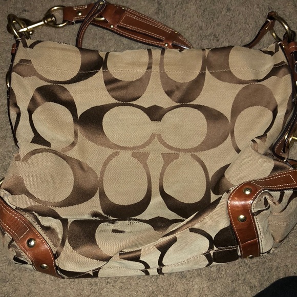 Coach purse - Picture 4 of 6